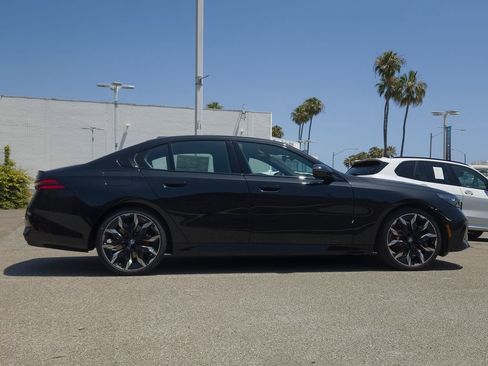New 2026 BMW 530i w/ M Sport Package RWD image 3