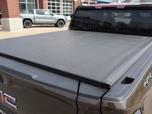 Used 2023 GMC Sierra 1500 Elevation image 34