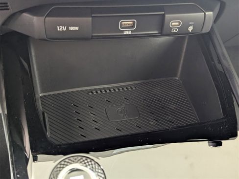 New 2026 Kia Niro EX image 22