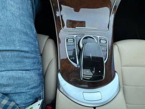 Used 2016 Mercedes-Benz C 300 Sedan image 23