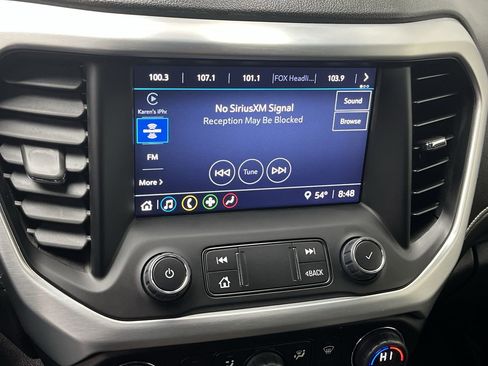 Certified 2023 GMC Acadia SLE w/ Driver Convenience Package image 19