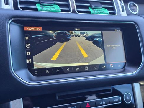Used 2017 Land Rover Range Rover HSE AWD/4WD image 28