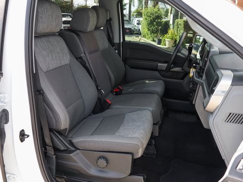 Used 2021 Ford F150 XLT image 45