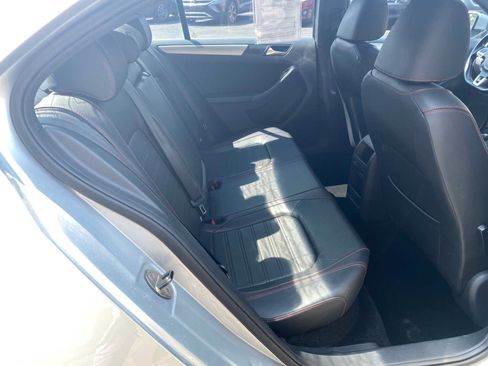 Used 2014 Volkswagen Jetta GLI Autobahn FWD image 25