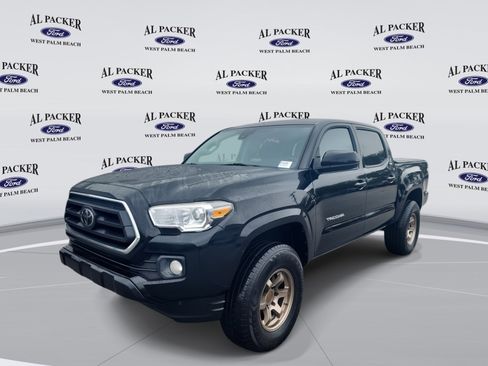 Used 2022 Toyota Tacoma SR5 RWD image 5
