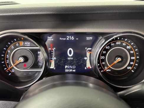 Used 2023 Jeep Gladiator Willys image 27
