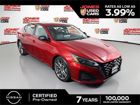 Used 2023 Nissan Altima 2.0 SR FWD image 1