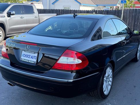 Used 2009 Mercedes-Benz CLK 350 Coupe image 4