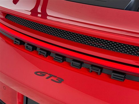 Used 2022 Porsche 911 GT3 image 36