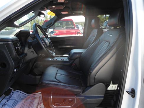 Used 2022 Ford Expedition Max Platinum image 12
