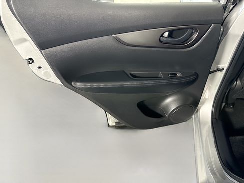 Used 2020 Nissan Rogue Sport S w/ Appearance Package FWD image 25