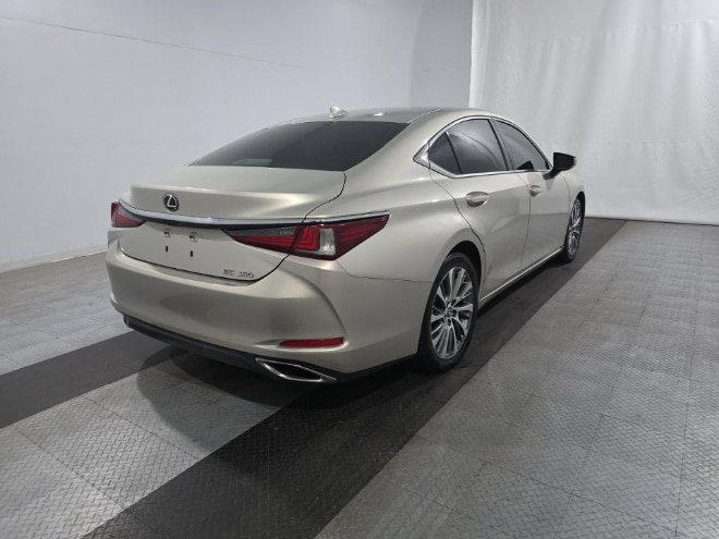 Used 2019 Lexus ES 350 w/ Premium Package FWD image 4
