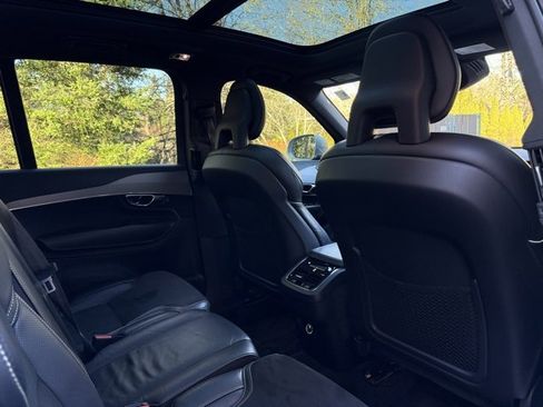 Used 2016 Volvo XC90 T6 R-Design w/ Vision Package image 29