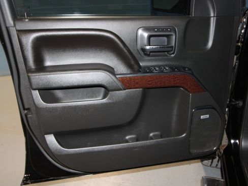 Used 2015 GMC Sierra 1500 SLT w/ Driver Alert Package image 5