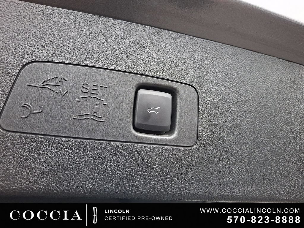 Certified 2022 Lincoln Corsair Reserve w/ Equipment Group 201A AWD/4WD image 30