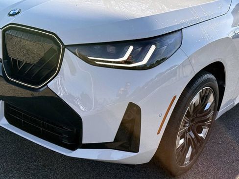 New 2026 BMW X3 xDrive30 w/ Premium Package image 9