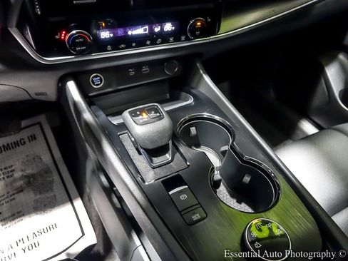 Used 2023 Nissan Rogue SV w/ SV Premium Package image 26