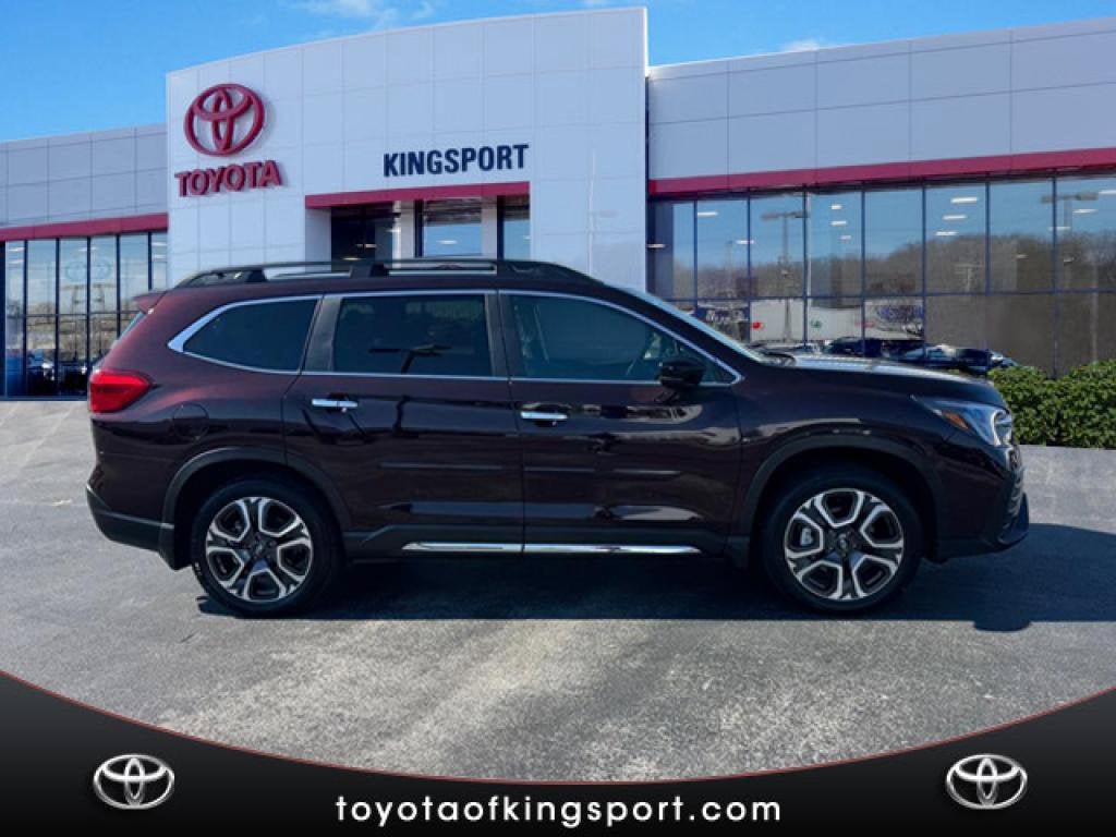 Used 2026 Subaru Ascent Touring w/ Popular Package #1 AWD/4WD image 8