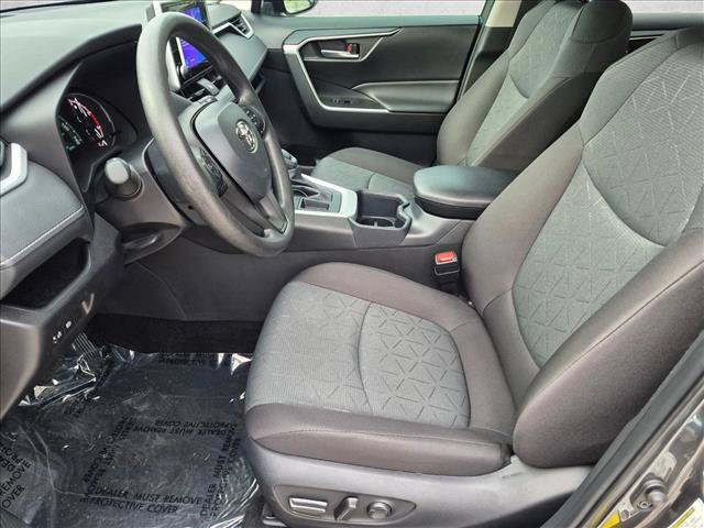 Certified 2025 Toyota RAV4 XLE FWD image 14