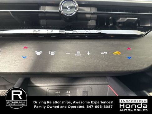 Used 2025 Nissan Murano SL image 9