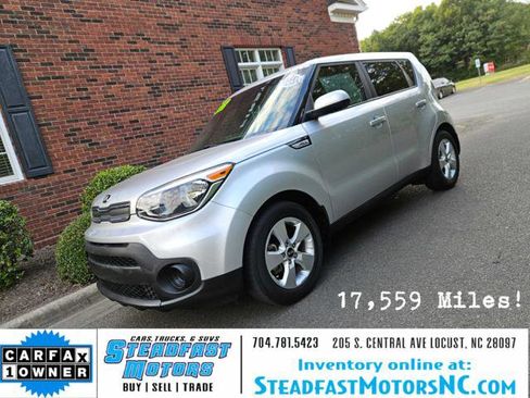 Used 2018 Kia Soul ! image 1