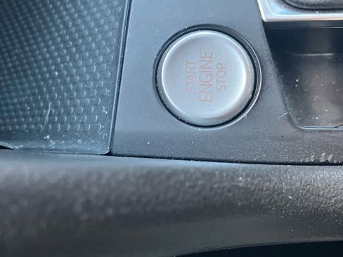 Used 2022 Volkswagen Taos S image 24