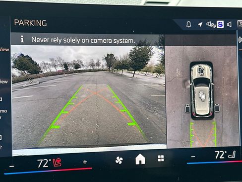 Certified 2024 BMW X1 xDrive28i w/ Technology Package image 23