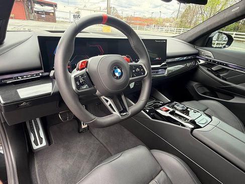 Used 2026 BMW M5 w/ Executive Package AWD/4WD image 27