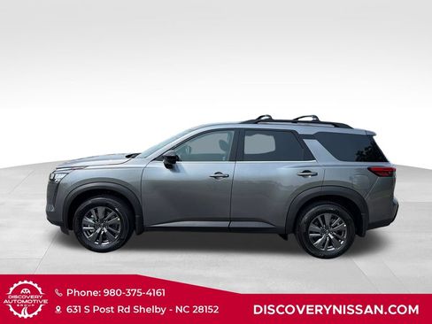 New 2026 Nissan Pathfinder SV w/ Cargo Package FWD image 9