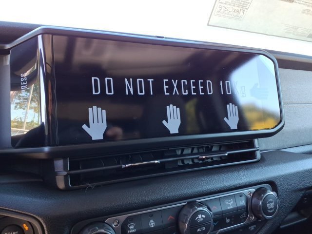 New 2027 Jeep Gladiator Mojave AWD/4WD image 21