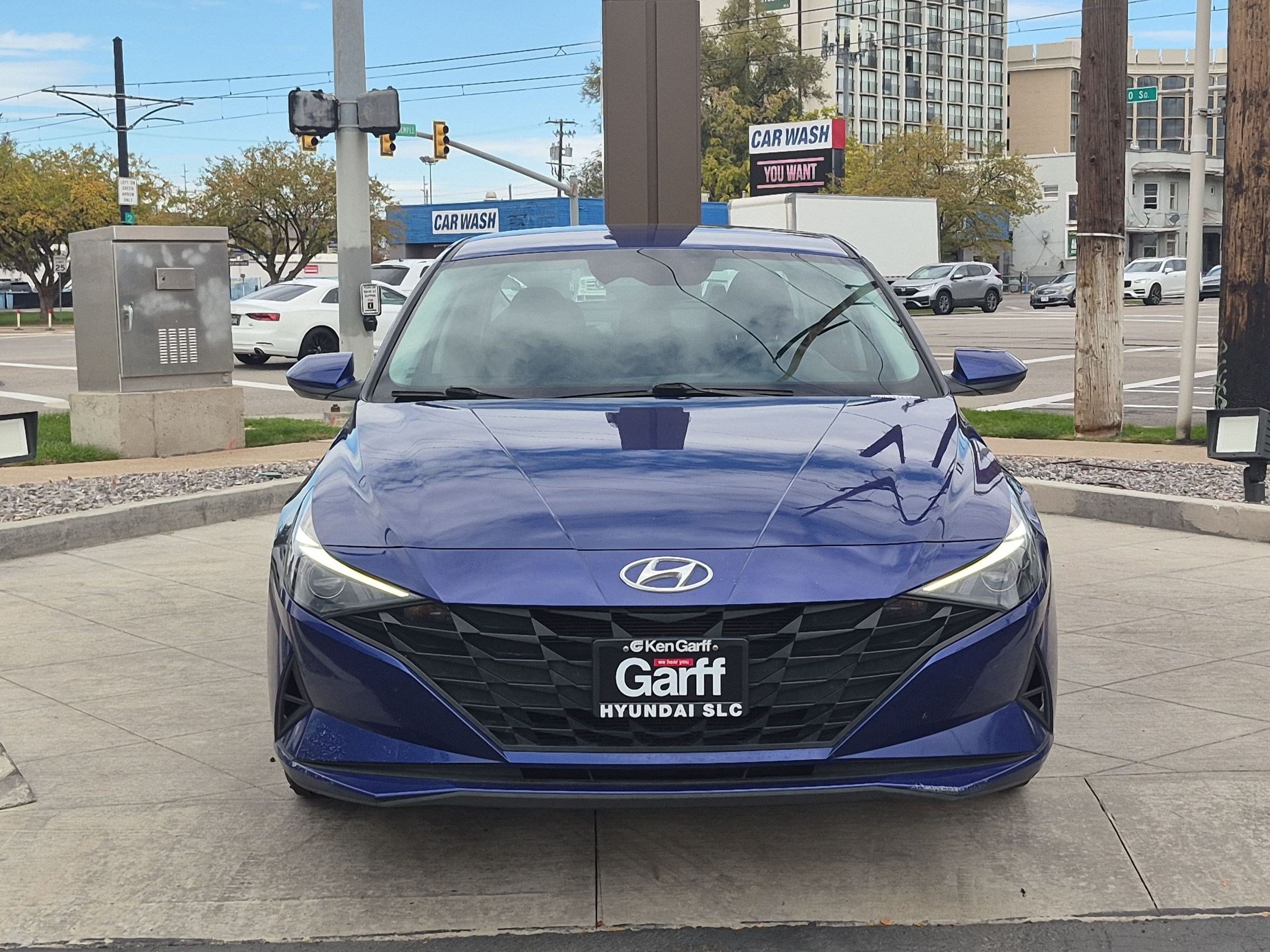 Used 2021 Hyundai Elantra SE FWD image 10
