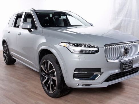 Certified 2025 Volvo XC90 B6 Plus w/ Protection Package Premier image 3