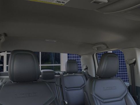 New 2026 Ford Maverick Lobo AWD/4WD image 13