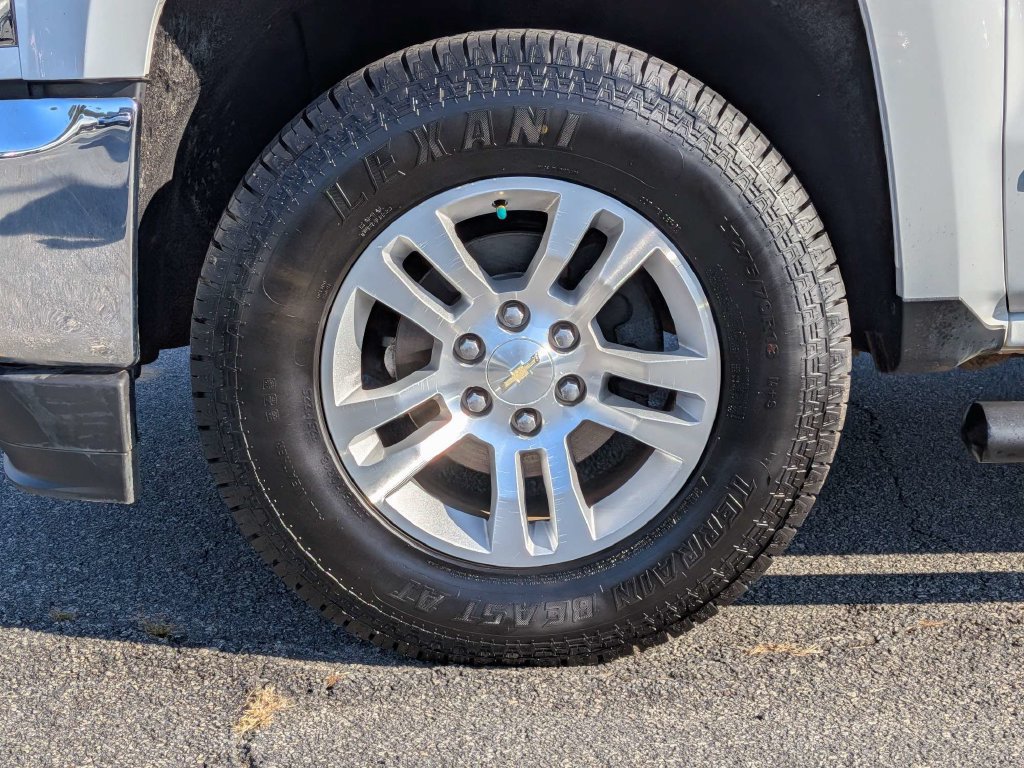 Used 2018 Chevrolet Silverado 1500 LT w/ All Star Edition RWD image 10