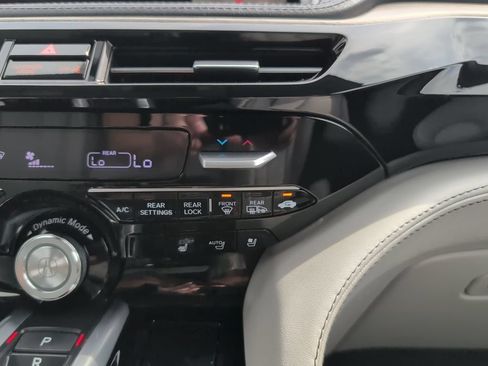Used 2022 Acura MDX SH-AWD w/ Advance Package image 28