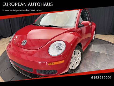 Used 2008 Volkswagen Beetle S image 1