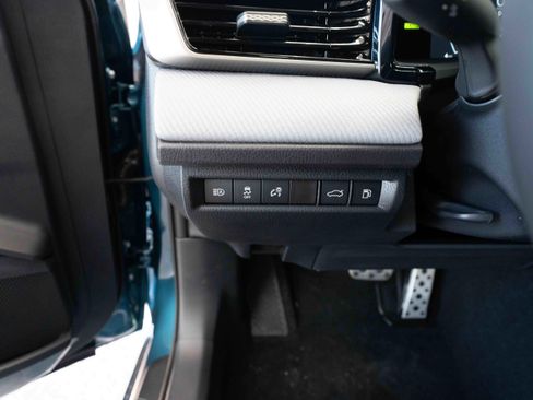 New 2026 Toyota Camry SE w/ Multimedia Upgrade Package image 11