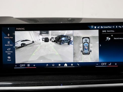 Used 2024 BMW X5 xDrive40i w/ M Sport Package image 18