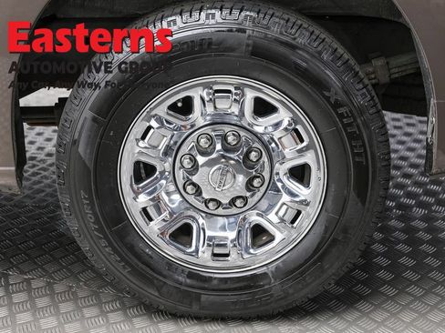Used 2019 Nissan NV 3500 SL RWD image 8