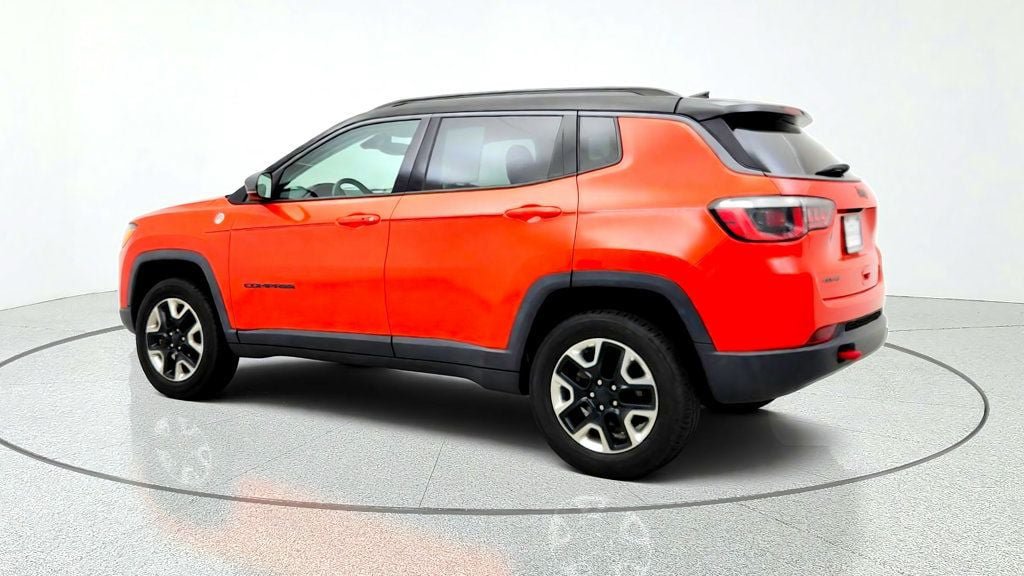 Used 2017 Jeep Compass Trailhawk AWD/4WD image 7