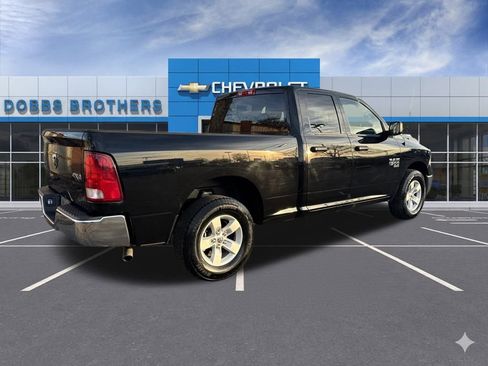 Used 2024 RAM 1500 Classic SLT image 7