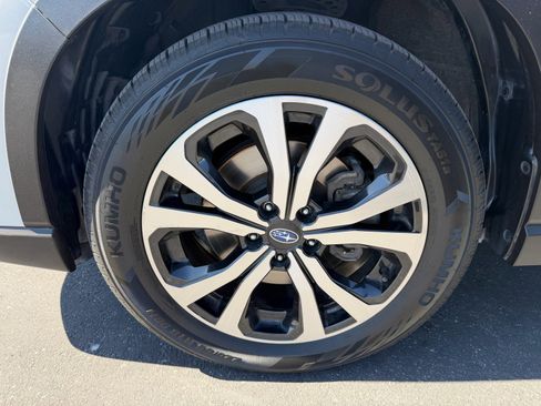 Used 2021 Subaru Forester Limited w/ Popular Package #3 image 30