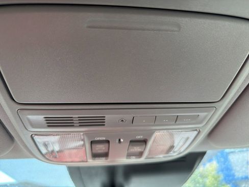 Used 2020 Honda CR-V EX-L image 33