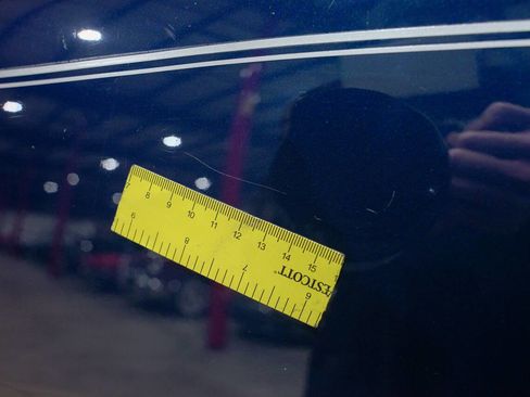 Used 2000 Chevrolet Silverado 2500 LS w/ Firm Ride Suspension Pkg image 37