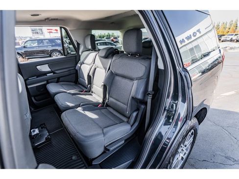 New 2026 Ford Expedition Active image 21