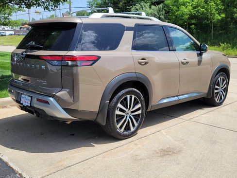 Certified 2024 Nissan Pathfinder Platinum w/ Cargo Package AWD/4WD image 3