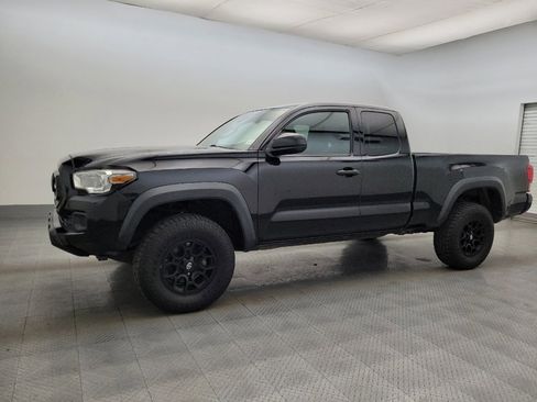Used 2020 Toyota Tacoma SR w/ SX Package image 2