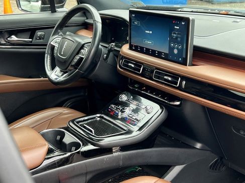 Certified 2022 Lincoln Nautilus Reserve w/ Cargo Utility Package image 9