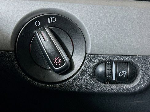 Used 2013 Volkswagen Jetta SE image 10