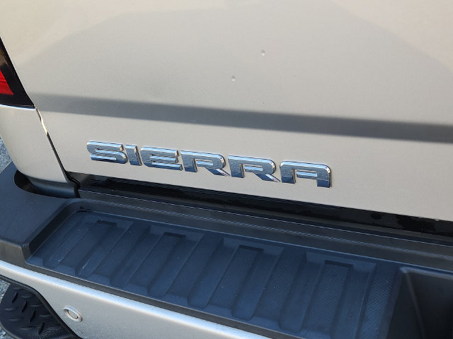 Certified 2018 GMC Sierra 2500 Denali w/ Duramax Plus Package AWD/4WD image 31
